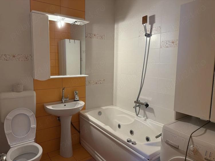 Apartament cu 2 camere semidecomandat în Giroc
