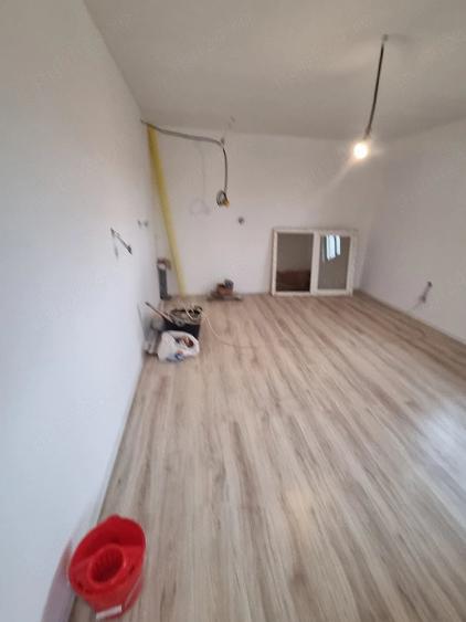 Casă cu 2 camere cu Teren 224 Mp în Copăceni