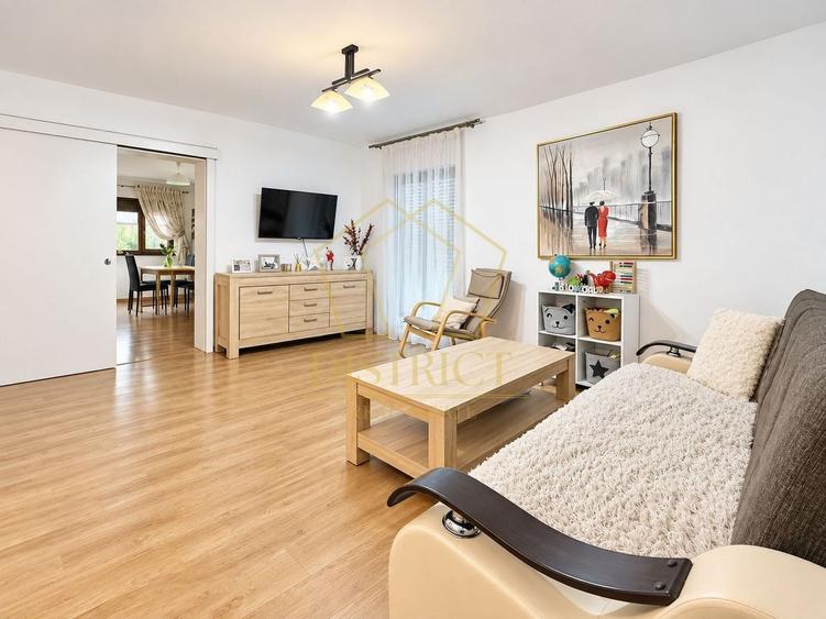 Duplex cu 4 camere cu Canalizare în Giroc
