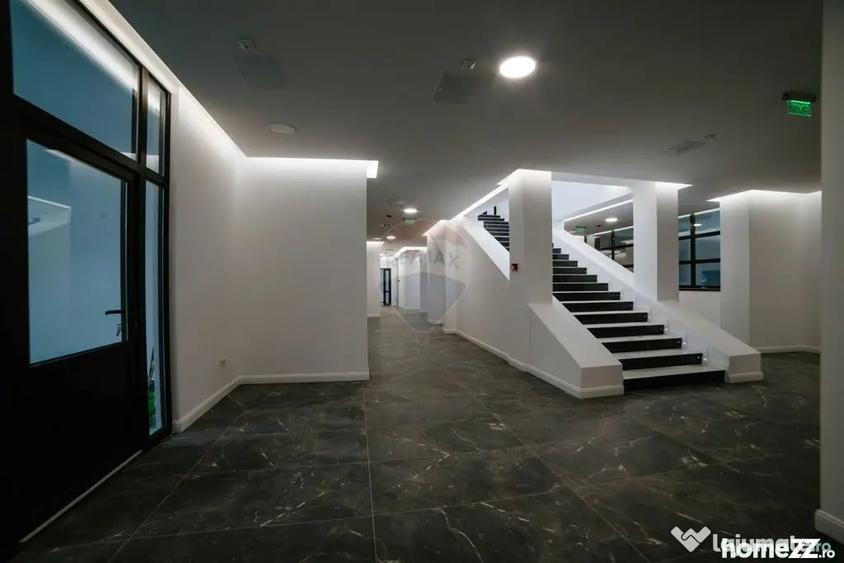 Spațiu comercial, de 245 mp, în Ultracentral
