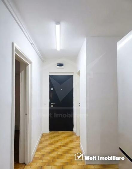Apartament cu 3 camere semidecomandat, mobilat în Gheorgheni