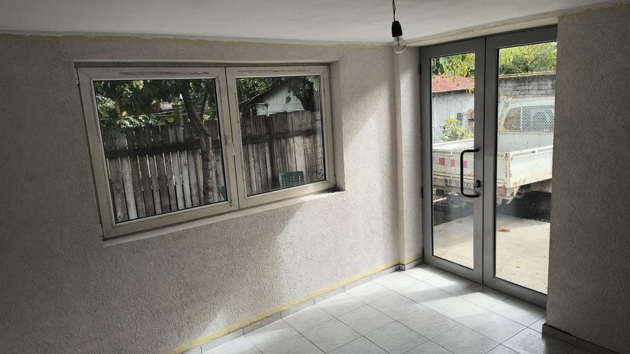 Casă cu 4 camere în Titan