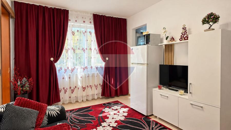 Apartament cu 2 camere nedecomandat, mobilat în Central
