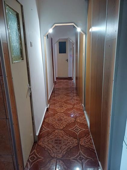 Apartament cu 3 camere decomandat în Ultracentral