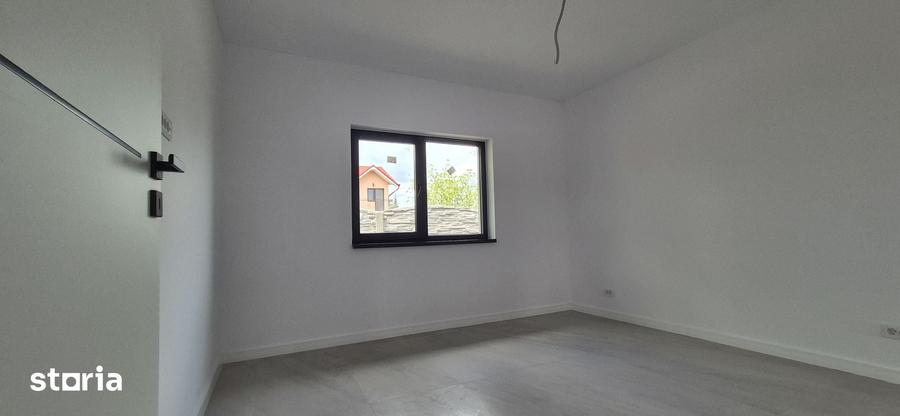 Casă cu 4 camere cu Teren 350 Mp în Clinceni