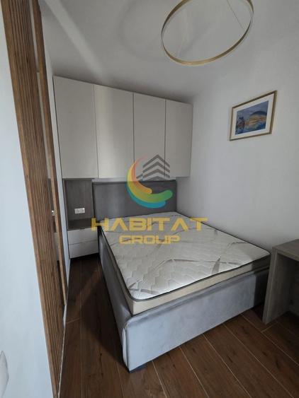 Apartament cu 3 camere decomandat în Berceni