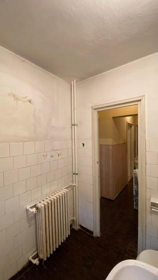 Apartament cu 3 camere în Tineretului