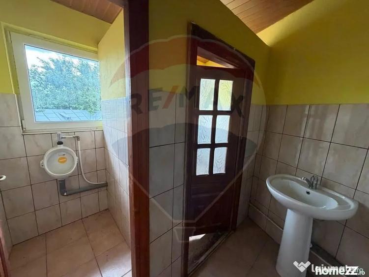 Casă cu 5 camere cu Teren 1513 Mp în Câmpineanca