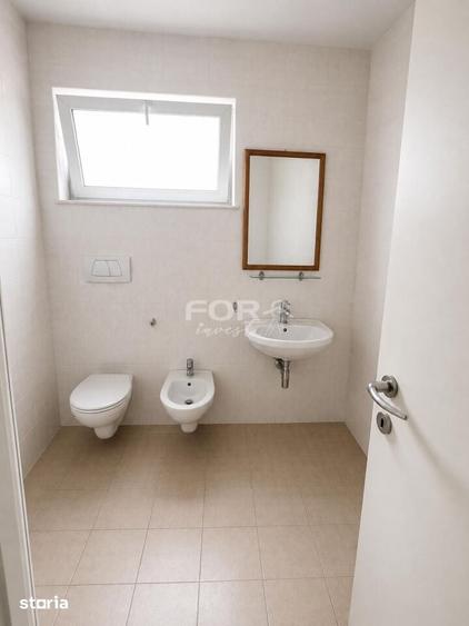 Spațiu comercial, de 30 mp, în Oncea