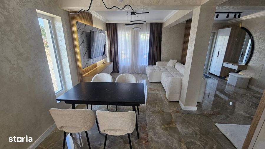Casă cu 4 camere cu Teren 300 Mp în Central