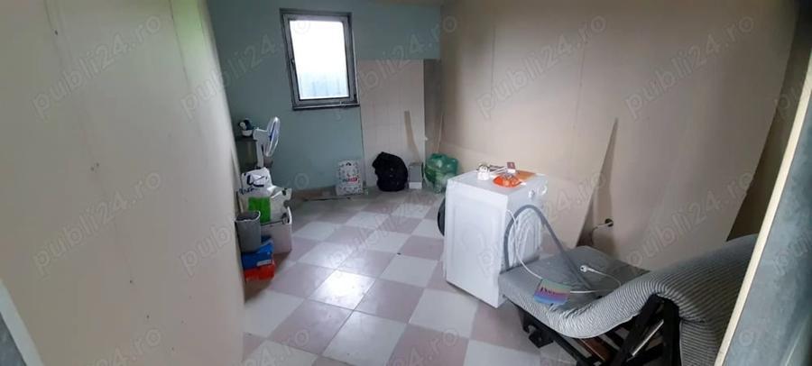Spațiu comercial, de 160 mp, în Brătulești