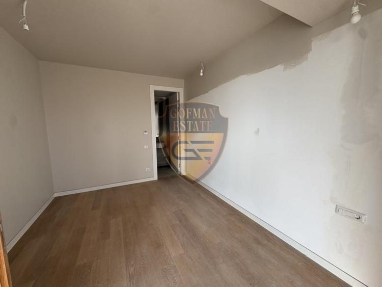 Apartament cu 2 camere decomandat în Olimp
