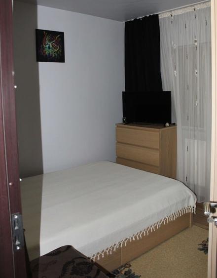 Apartament cu 3 camere decomandat, mobilat în Central