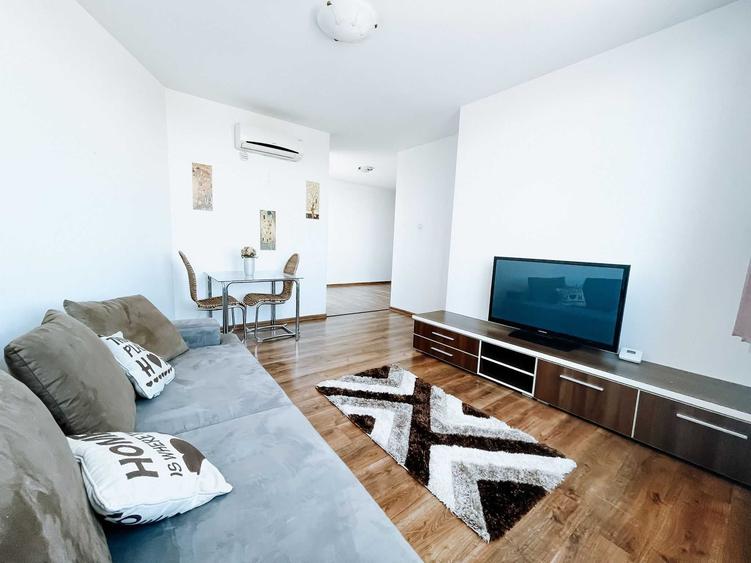 Apartament cu 3 camere decomandat în Bârzești