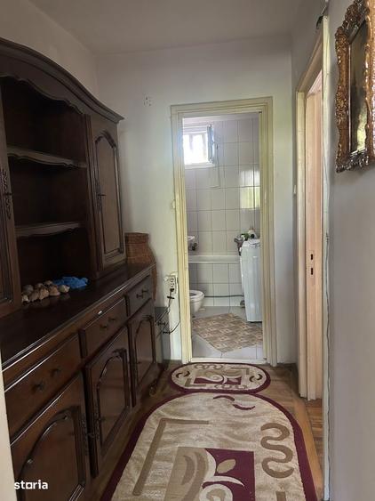 Apartament cu 2 camere semidecomandat în Calea București