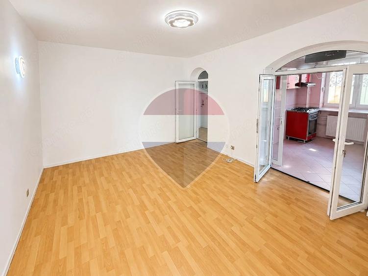 Casă cu 6 camere în Cotroceni