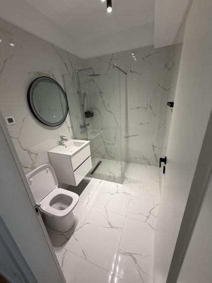 Apartament cu 2 camere semidecomandat în Tunari