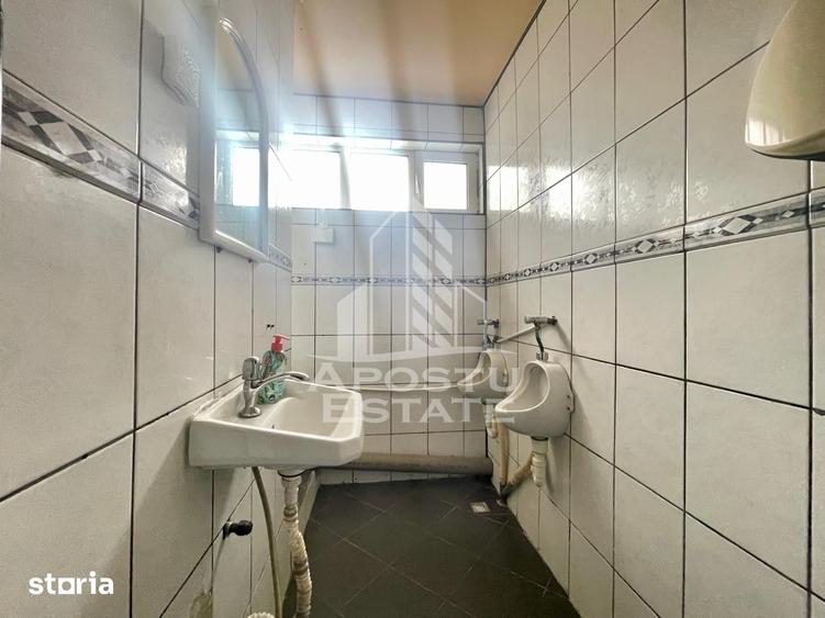 Casă cu 6 camere cu Teren 1246 Mp în Pârneava