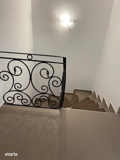 Casă cu 4 camere cu Teren 350 Mp în Noua