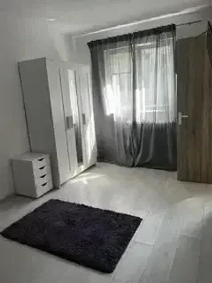 Garsonieră semidecomandată în Decebal