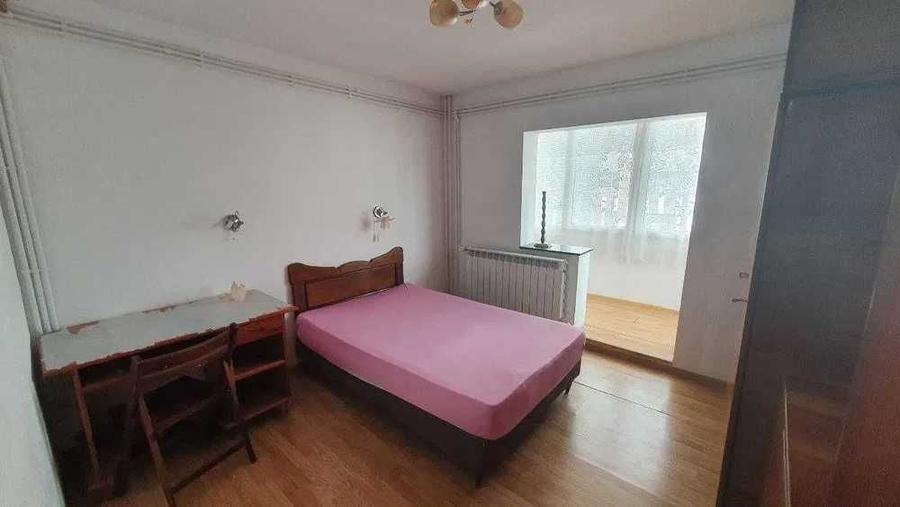 Apartament mobilat cu 3 camere de inchiriat in Radauti - 2