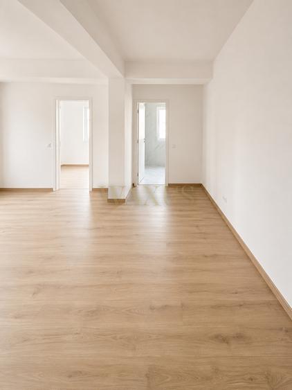 Apartament cu 2 camere semidecomandat în Florești