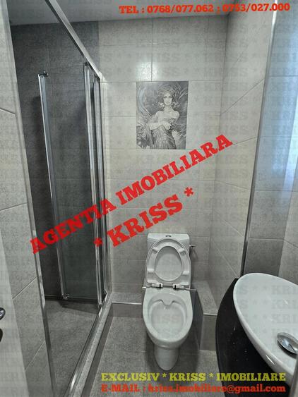 Apartament cu 3 camere decomandat în Negru Vodă