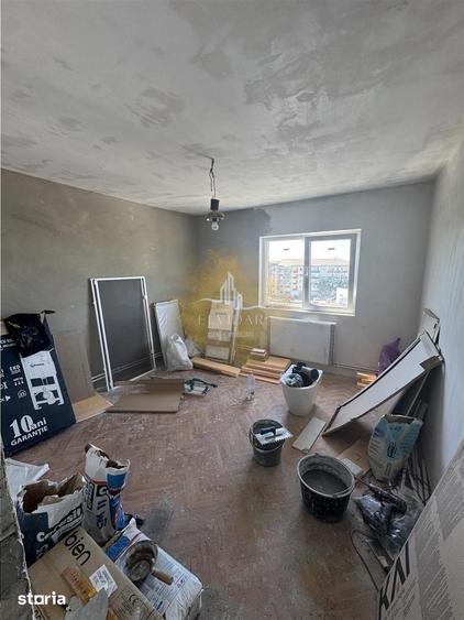 Apartament cu 3 camere decomandat în Bucovina