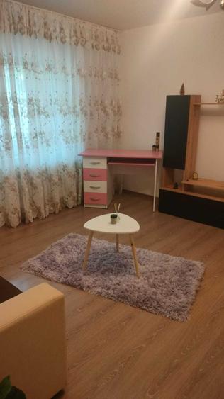 Inchiriere apartament 2 camere semidecomandat - 2