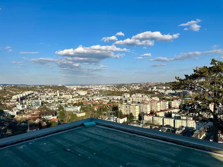 Duplex cu 4 camere cu Canalizare în Grigorescu