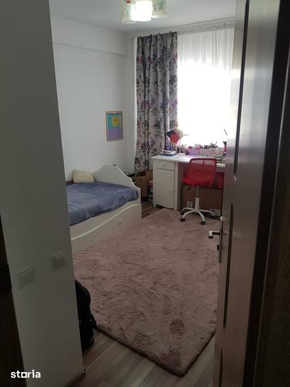 Apartament cu 3 camere în Dârste