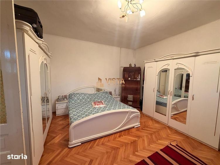 Casă cu 4 camere în Aurel Vlaicu