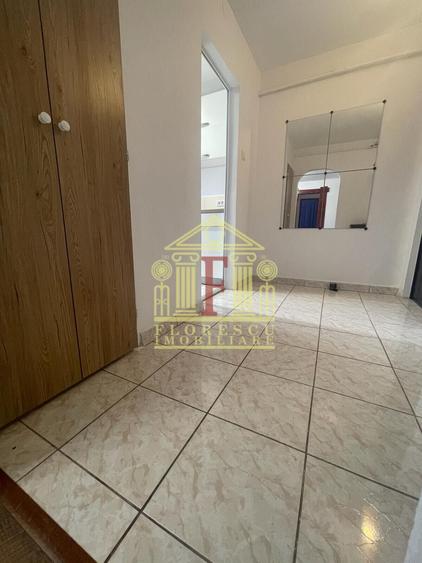 Apartament cu 2 camere circular, mobilat în Podu Roș