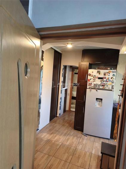 Apartament cu 2 camere decomandat în Mihai Bravu