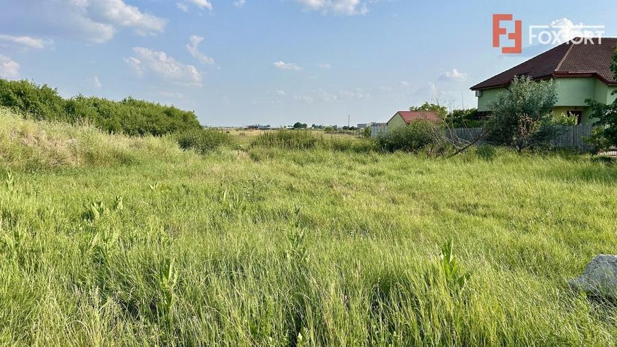 Teren Construcții intravilan de 1532 mp, în Sânandrei
