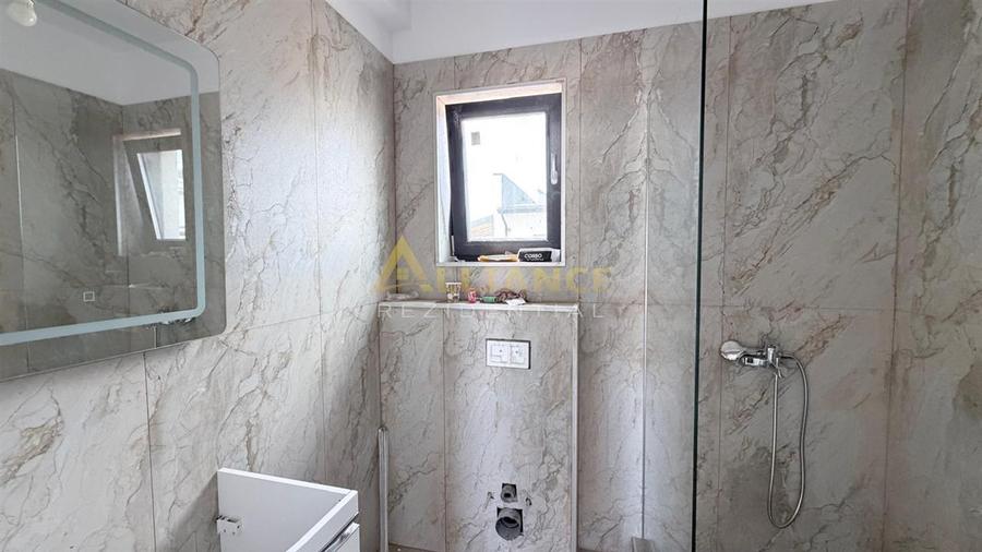Casă individuală cu 4 camere cu Teren 340 Mp în Berceni