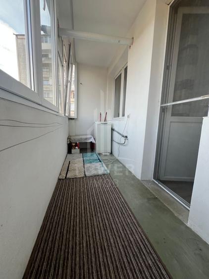 Apartament cu 2 camere decomandat în Mihai Viteazul