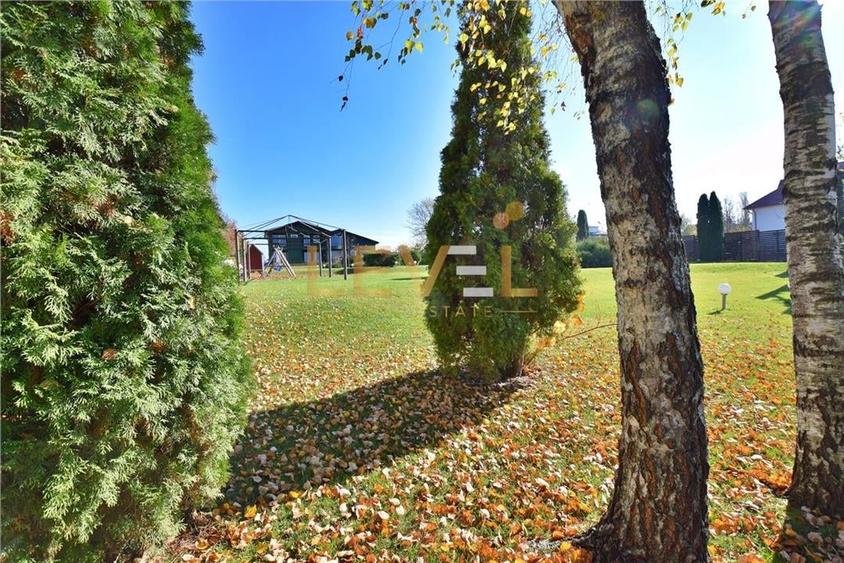 Casă individuală cu 9 camere cu Piscina în Snagov
