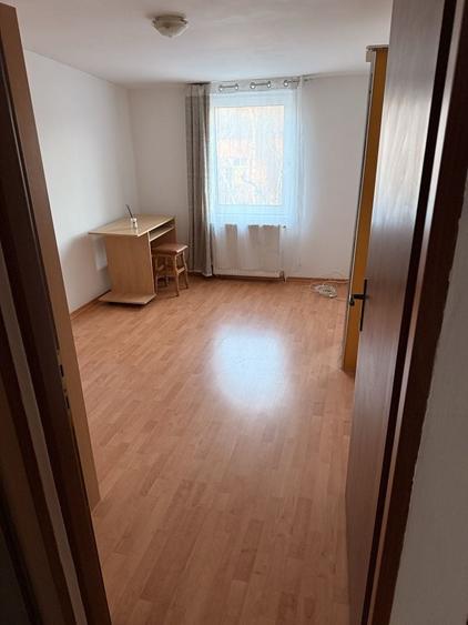 Garsonieră decomandată în Exterior Vest