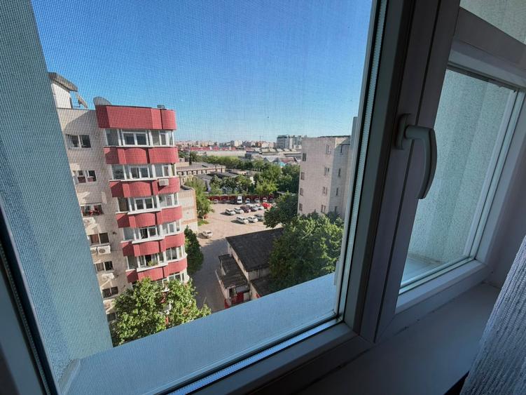 Apartament cu 2 camere semidecomandat în 13 Septembrie