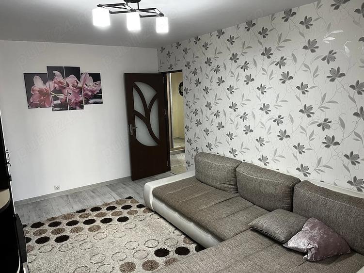 Apartament cu 2 camere decomandat în Trivale