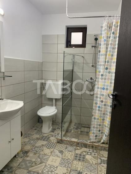 Casă individuală cu 8 camere cu Teren 575 Mp în Porumbacu de Sus