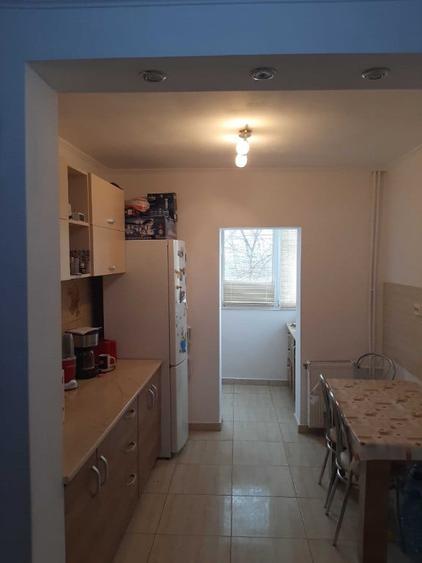 Apartament cu 2 camere semidecomandat în Olimpia-Stadion