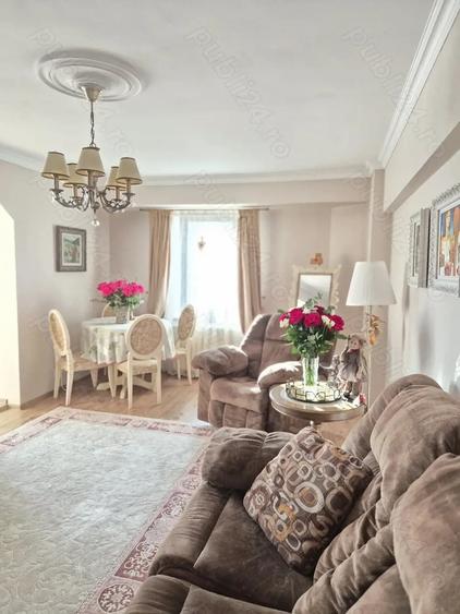 Apartament cu 2 camere semidecomandat în Central