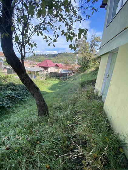 Casă cu 3 camere cu Teren 602 Mp în Vest