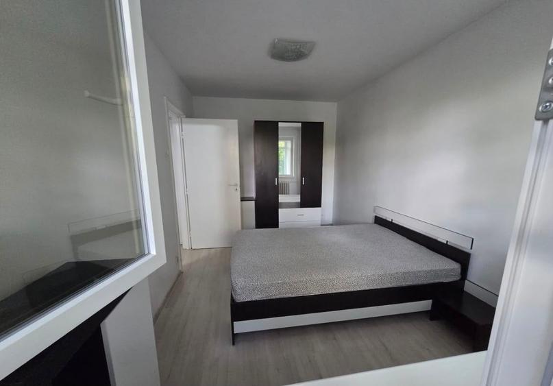 Apartament cu 2 camere decomandat în Drumul Taberei