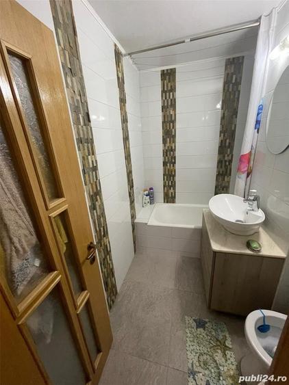 Apartament cu 2 camere decomandat în Poarta 6