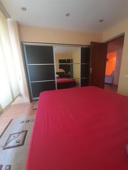 Apartament cu 3 camere decomandat în Ultracentral