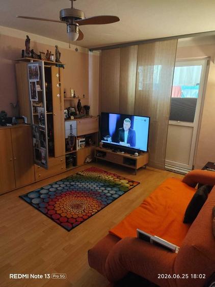 Apartament cu 3 camere semidecomandat în Ultracentral