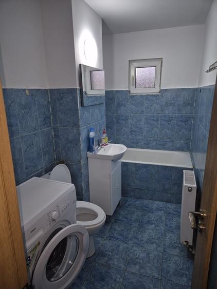 Apartament cu 2 camere semidecomandat în Cutina